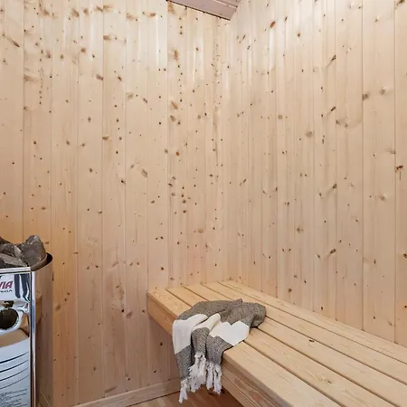 Сasa de vacaciones In With Sauna Jerup
