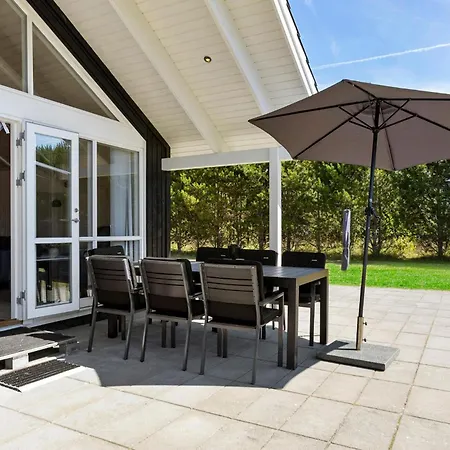 Сasa de vacaciones In With Sauna *